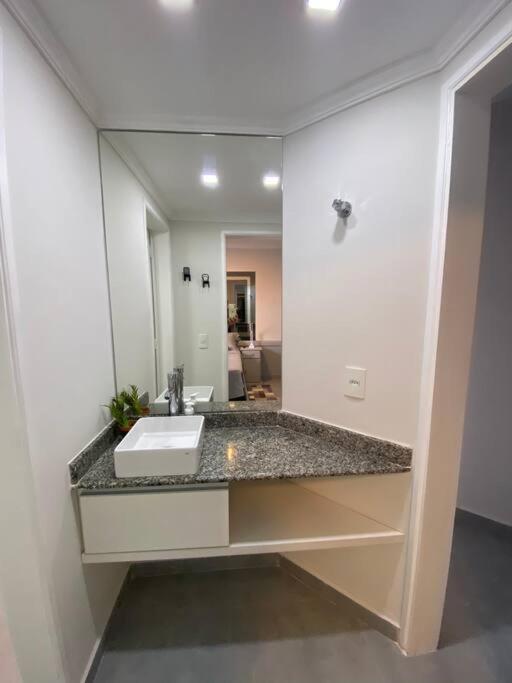 Apartamento Flat Completo - - Ibirapuera-sao Paulo